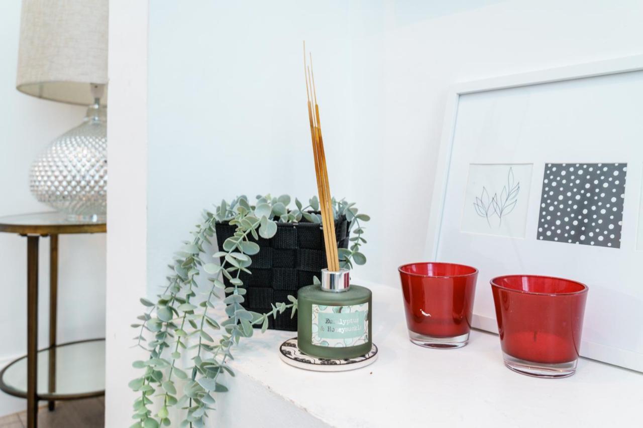 Modern 2 Bed Apartment Close To Westfield Stratford Mall With Garden Londres Exterior foto